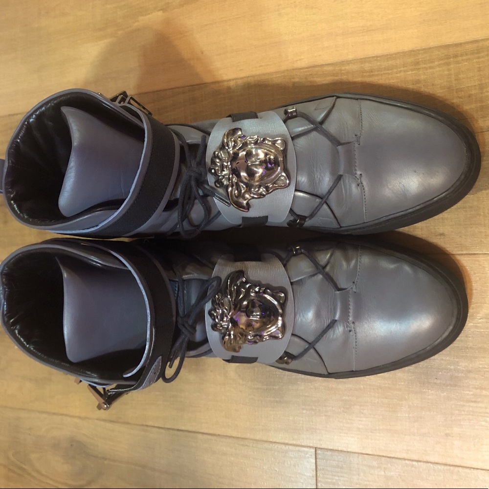 Versace Palazzo Sneakers